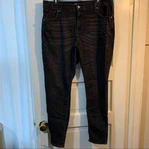Levi’s 721 High Rise Skinny Black Jeans 16W